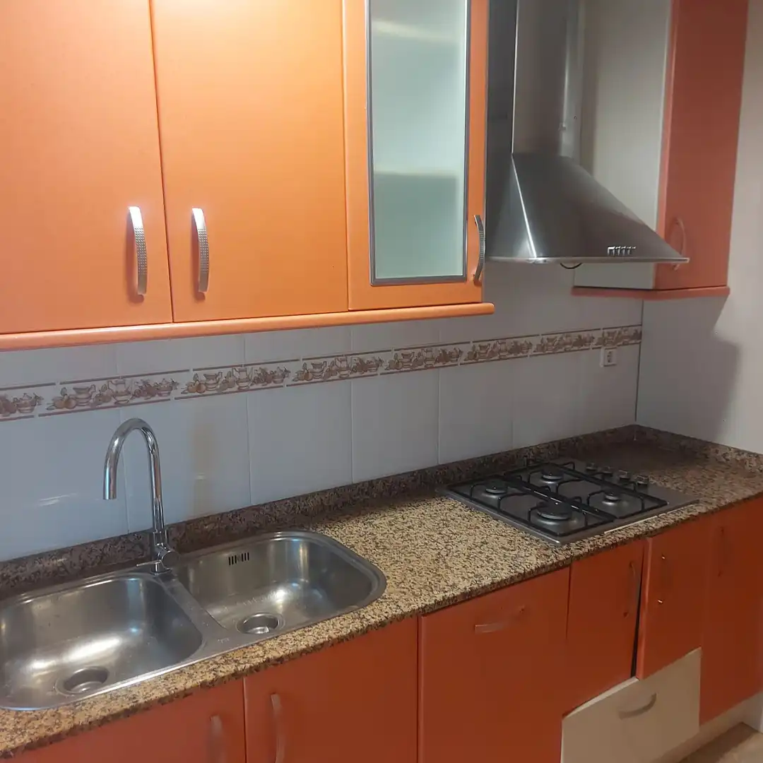 Cocina de Piso en venta en Gavà con Aire acondicionado, Terraza y Horno
