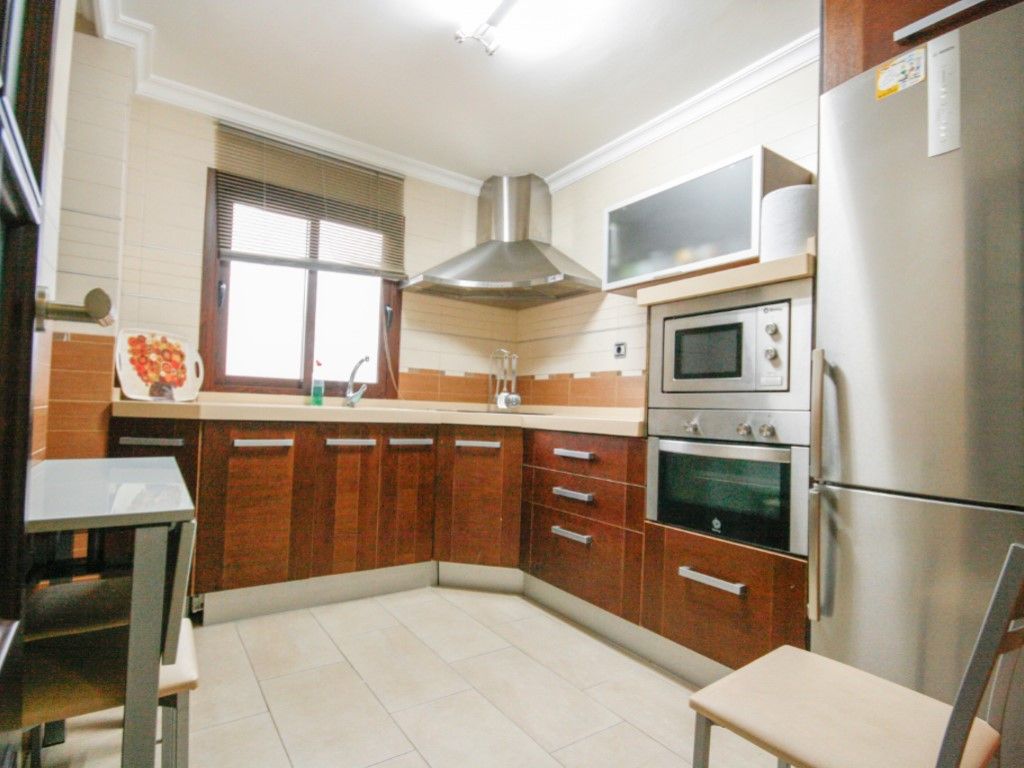 Kitchen of Flat for sale in Coín