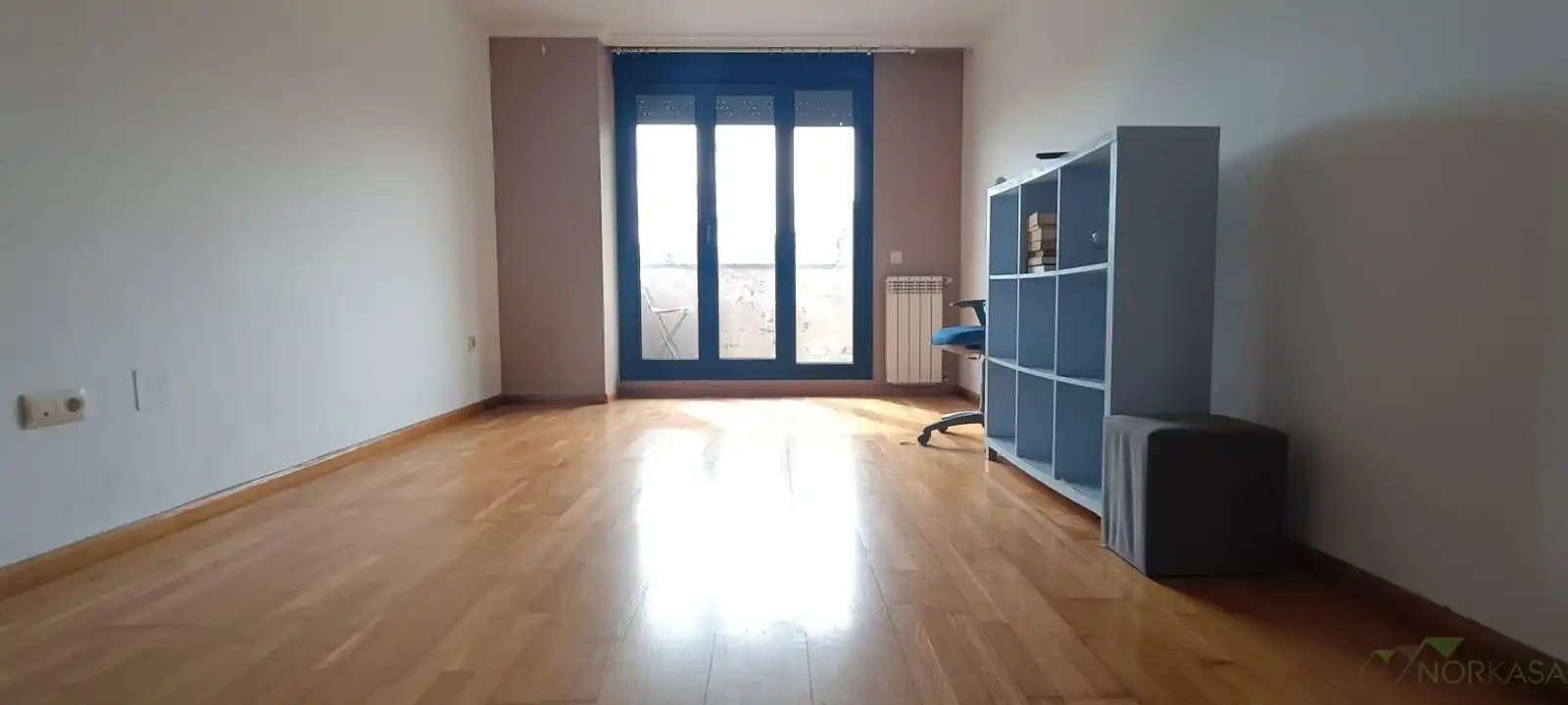 Wohnzimmer von Wohnung zum Verkauf in Llanera mit Heizung, Parkett und Terrasse