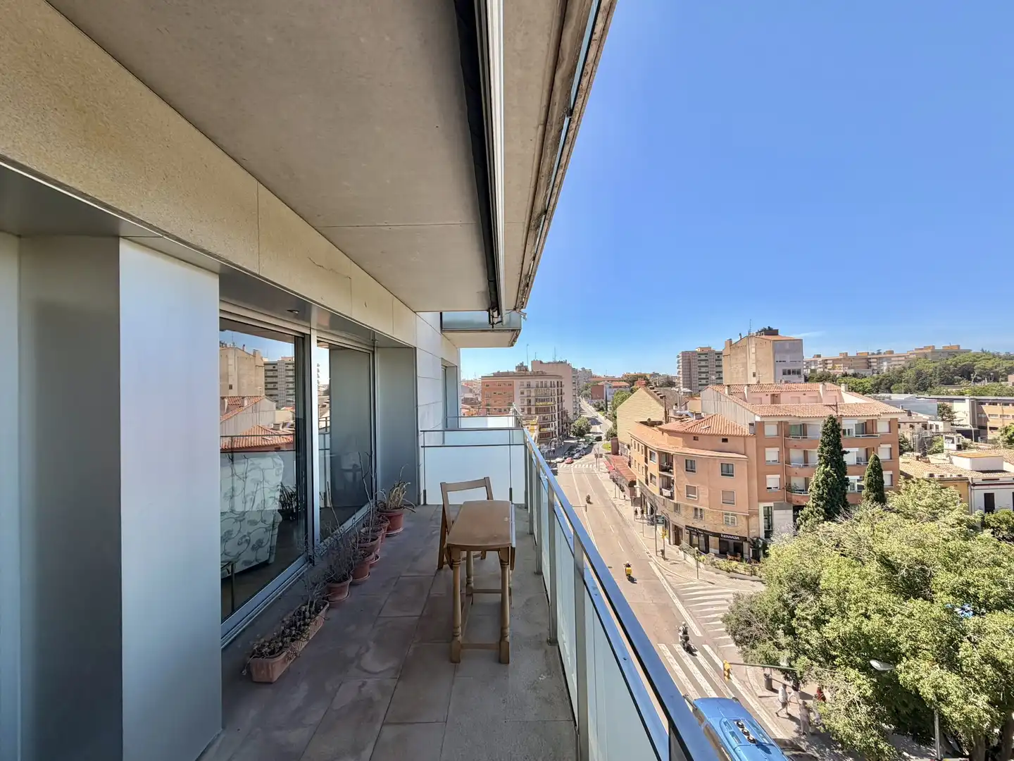 Terraza de Piso en venta en Figueres con Calefacción, Terraza y Horno