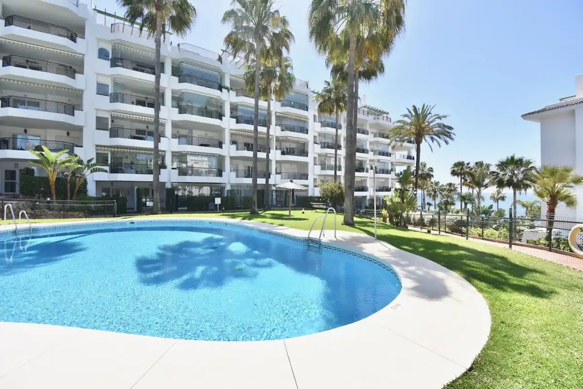Apartamento con jardín en venta en Calahonda, imagen 44