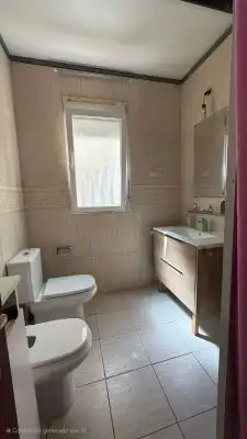 Bany de Pis en venda en Xirivella amb Terrassa i Moblat