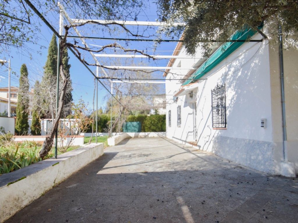 Exterior view of House or chalet for sale in Monachil  with Private garden, Terrace and Storage room