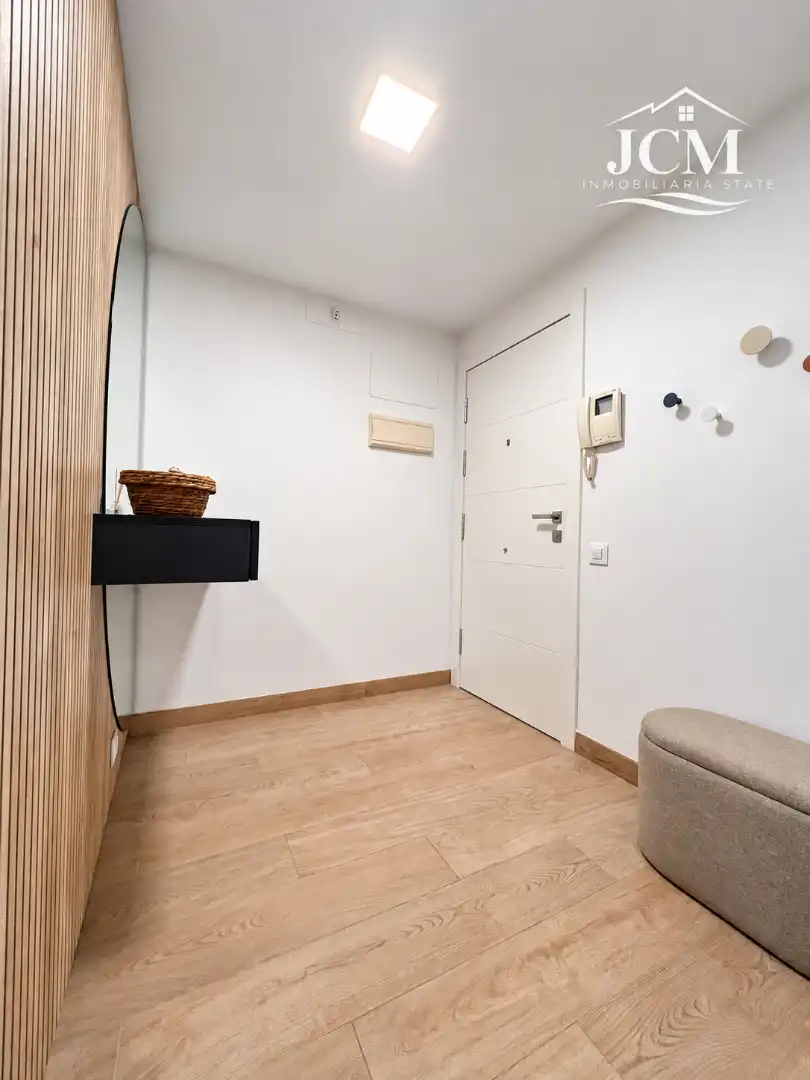 Flat for sale in Llevant
