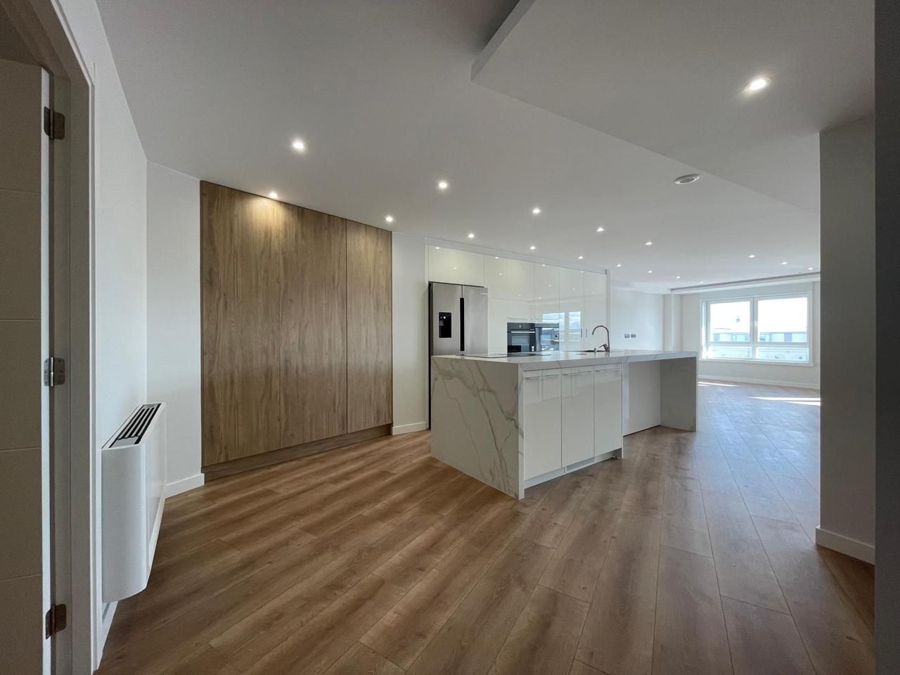 Cuina de Pis en venda en A Coruña Capital  amb Aire condicionat, Calefacció i Terrassa