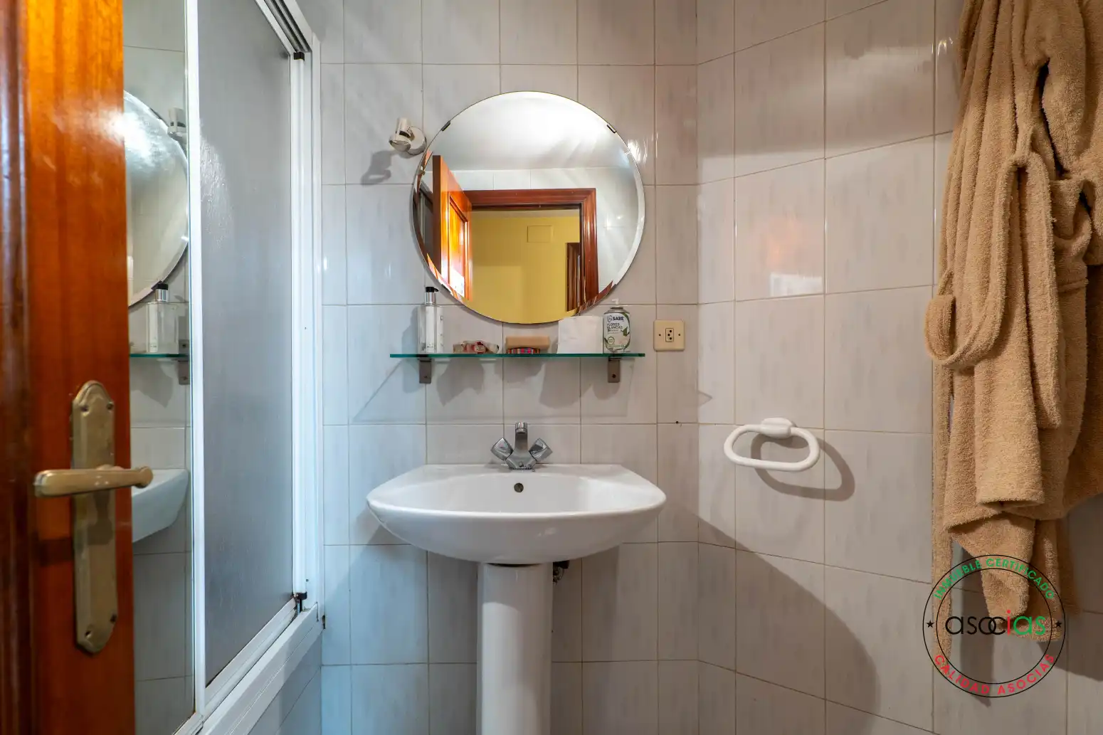 Baño de Piso en venta en Gijón  con Calefacción, Parquet y Trastero