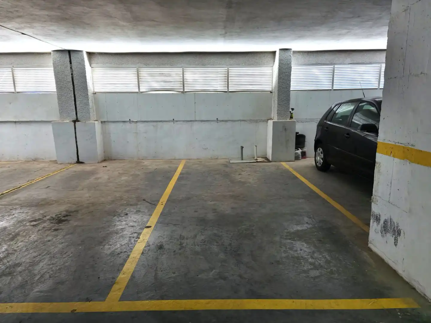 Parking of Houses for sale in Alicante / Alacant  with Private garden, Terrace and Community pool