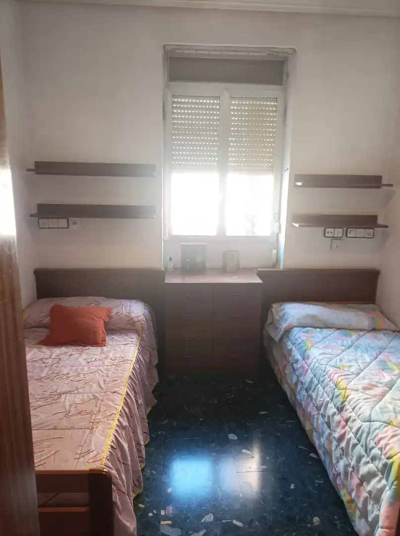 Habitación de Piso en venta en Valencia con Terraza y Balcón