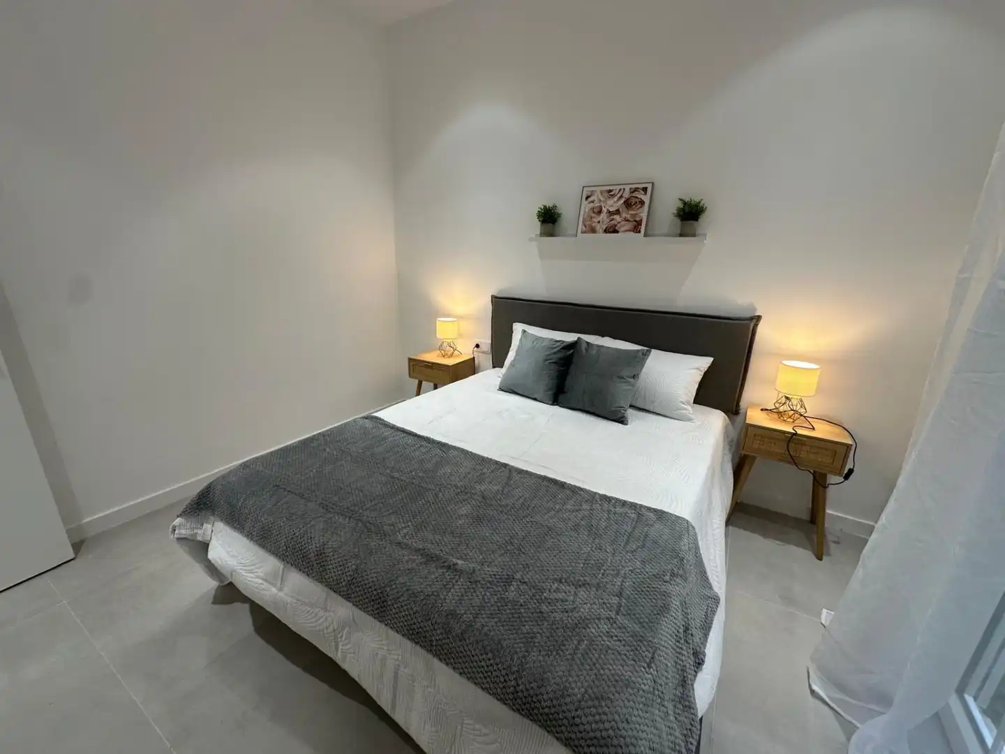 Habitación de Piso en venta en Castellón de la Plana / Castelló de la Plana con Terraza