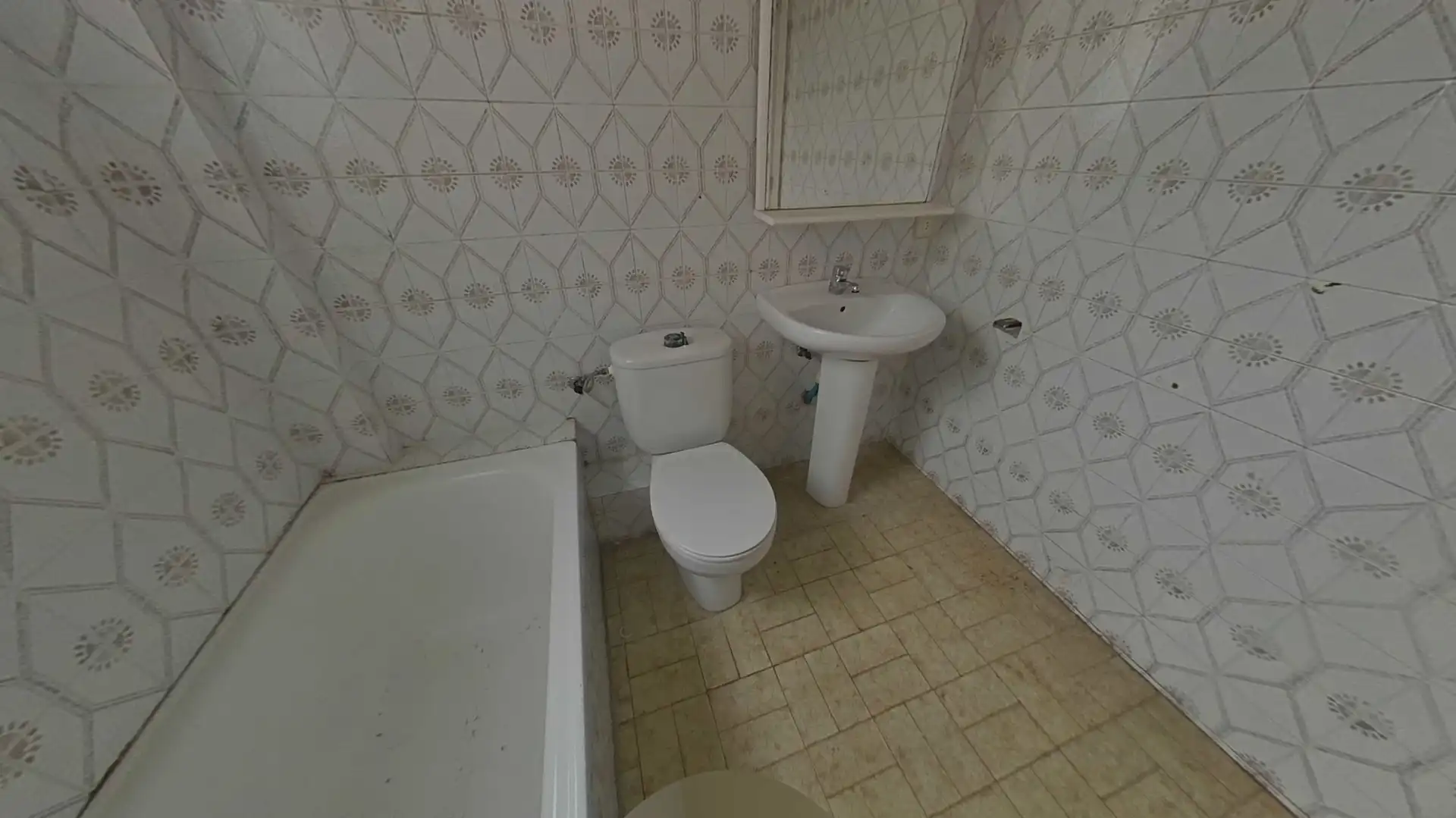 Bathroom of Attic for sale in Berga  with Terrace