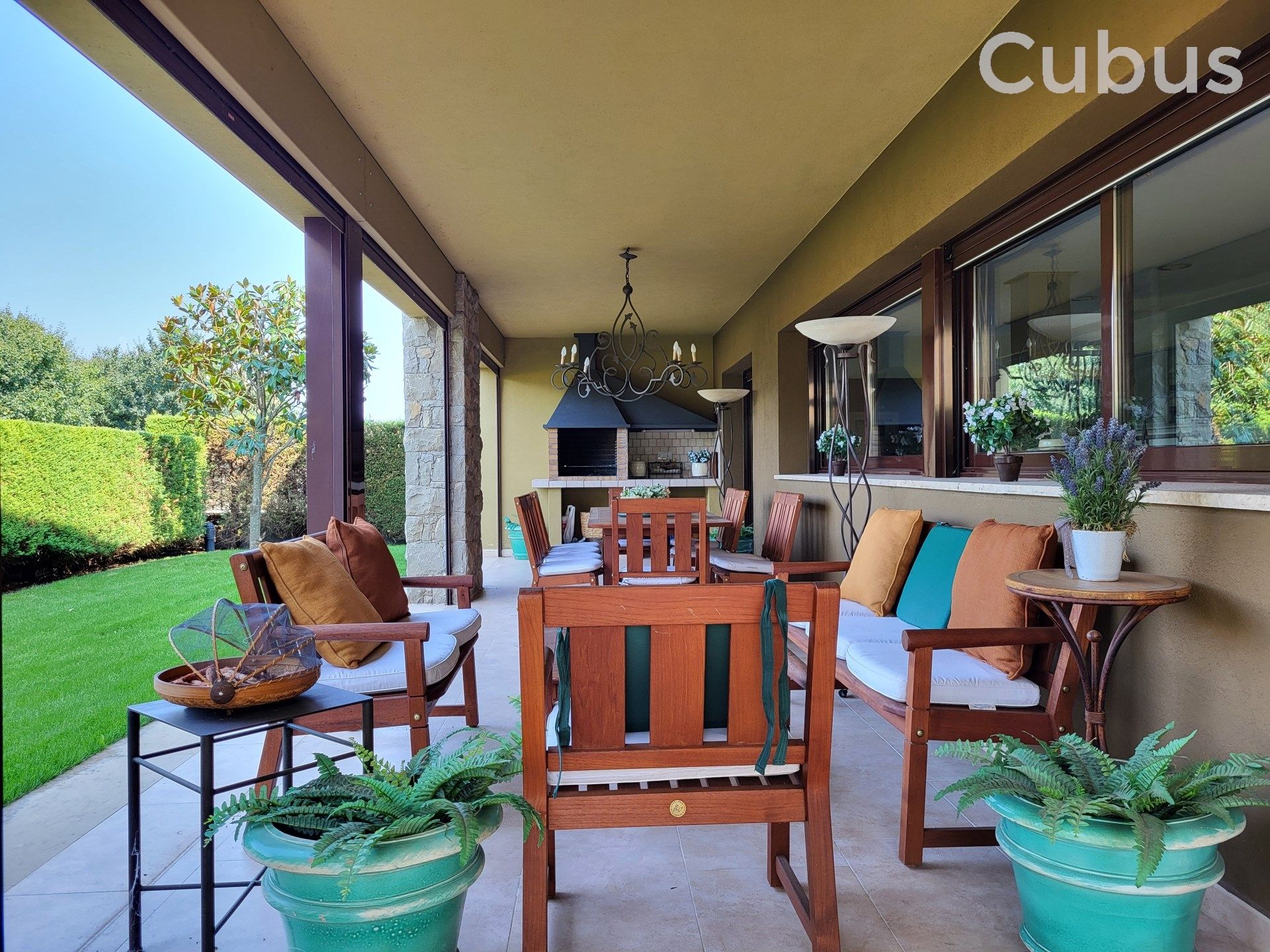 Terraza de Casa o chalet en venta en La Vall d'en Bas con Calefacción, Terraza y Trastero