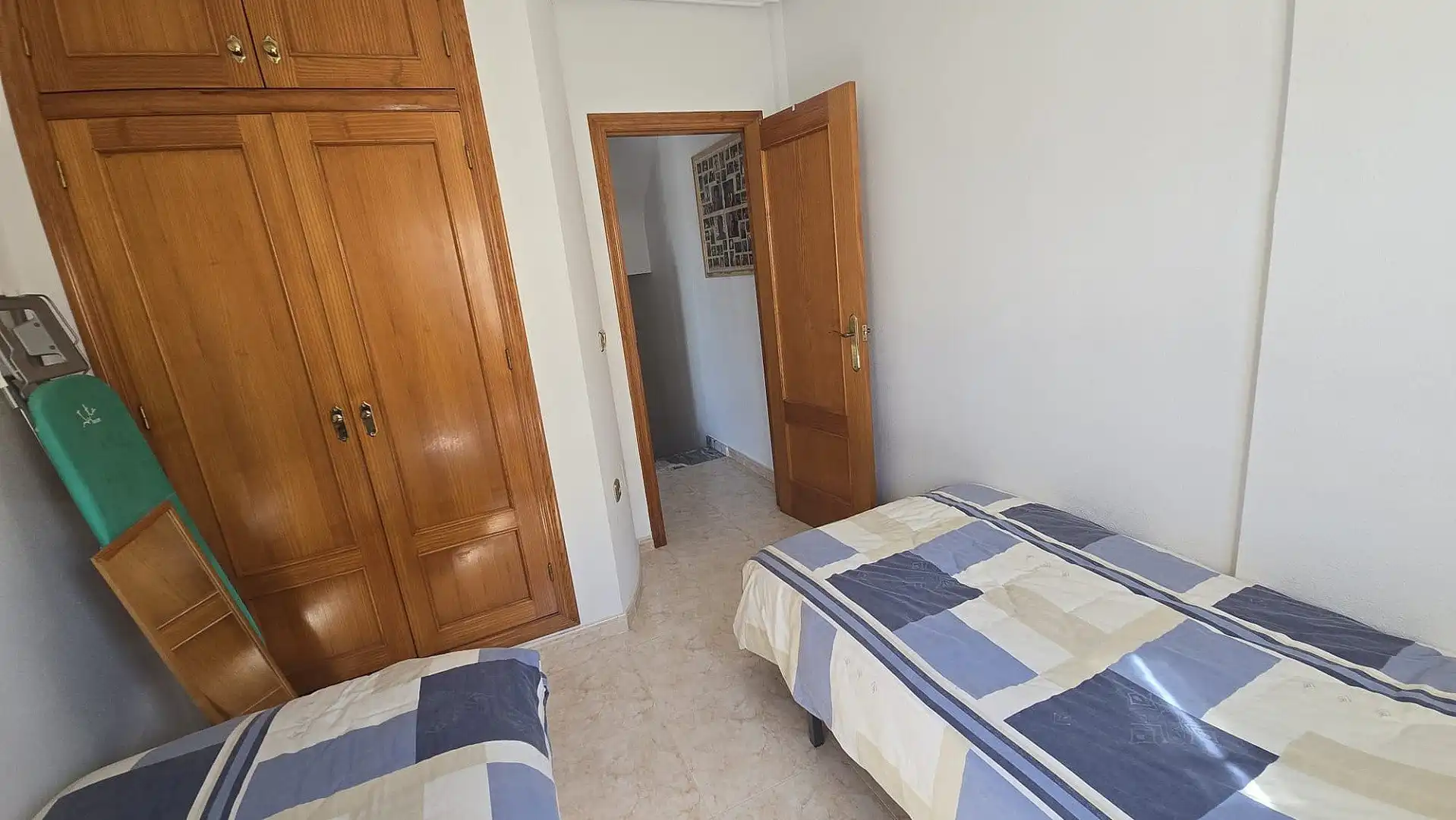 Dormitori de Finca rústica en venda en Orihuela amb Jardí privat, Terrassa i Moblat