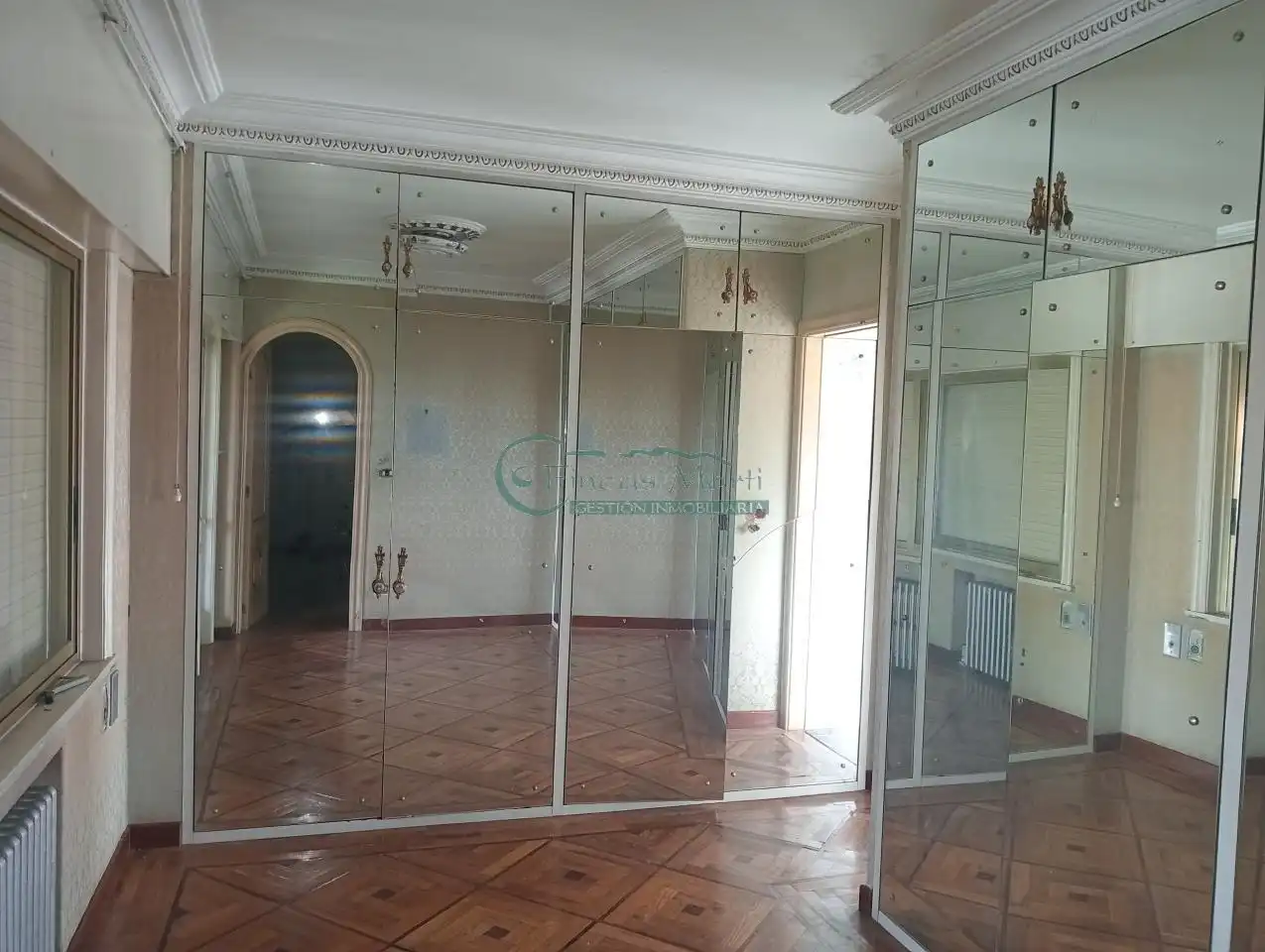Habitación de Casa o chalet en venta en Vigo  con Calefacción, Jardín privado y Terraza