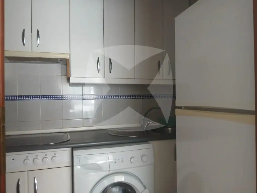 Cuina de Pis en venda en Cáceres amb Aire condicionat i Moblat