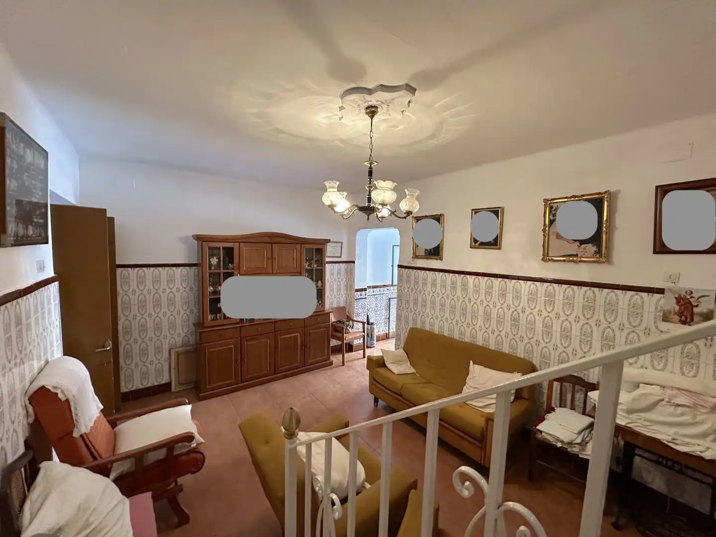 Living room of Houses for sale in Dos Hermanas  with Terrace and Storage room