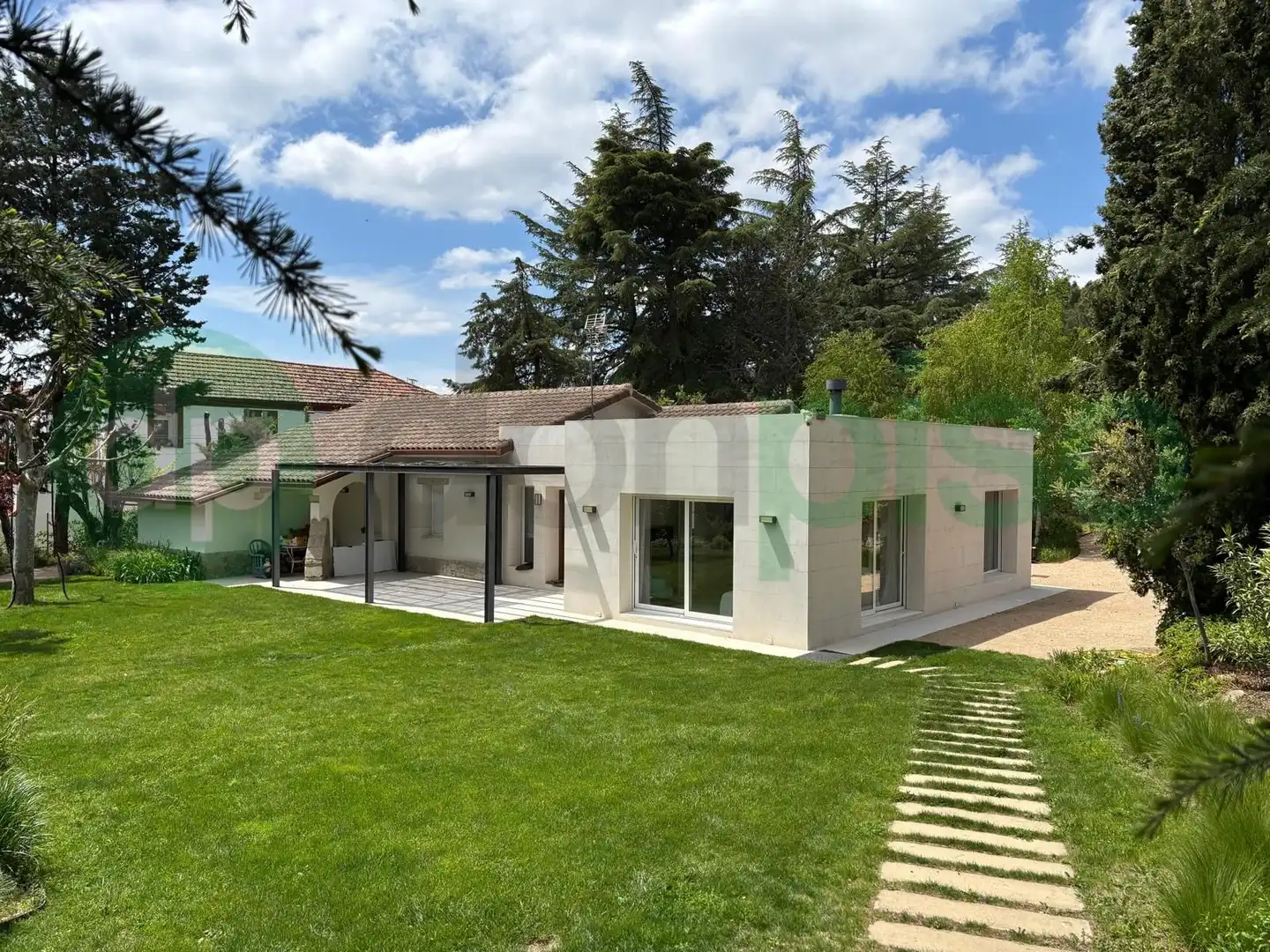 Jardí de Casa o xalet en venda en Robledo de Chavela amb Calefacció, Jardí privat i Terrassa