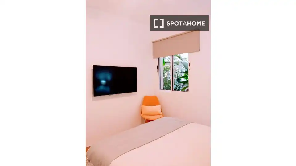 Habitación de Apartamento para compartir en Málaga con Aire acondicionado, Terraza y Amueblado