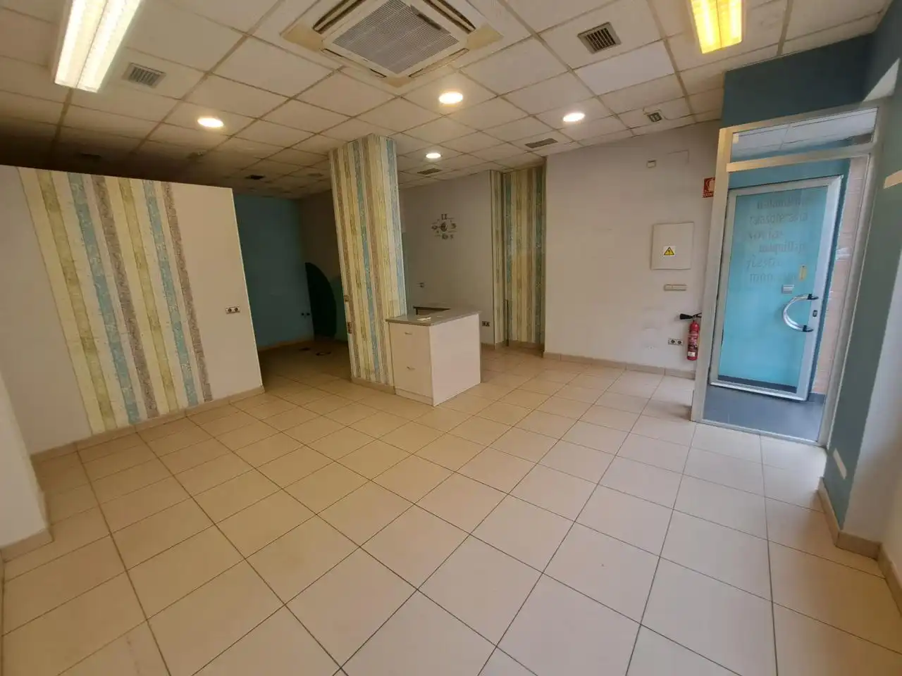 Commercial properties for rent in Calle de Silvestre Pérez, 7, Las Fuentes