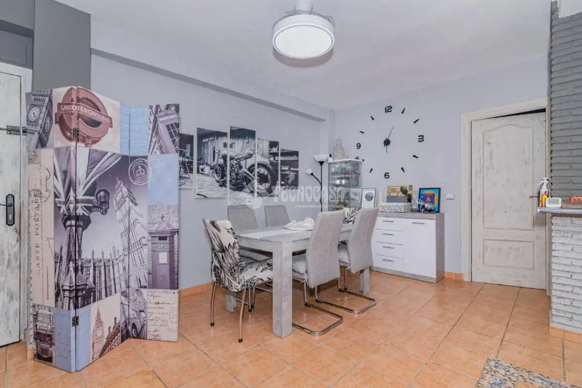 Dining room of Flat for sale in Granada  with Air Conditioner