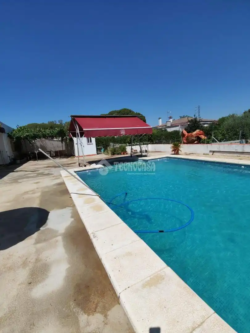 Swimming pool of Country homes for sale in Marchena  with Air Conditioner, Storage room and Swimming Pool