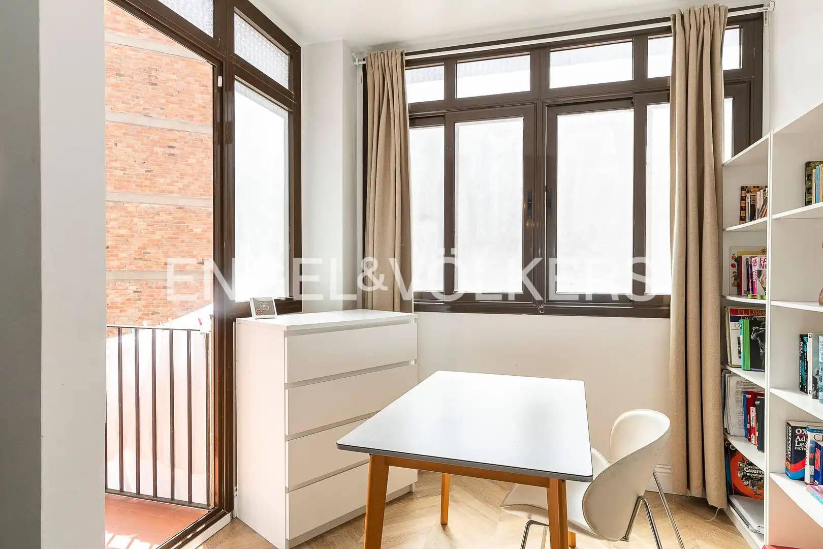 Terraza de Piso de alquiler en Barcelona con Calefacción, Parquet y Amueblado