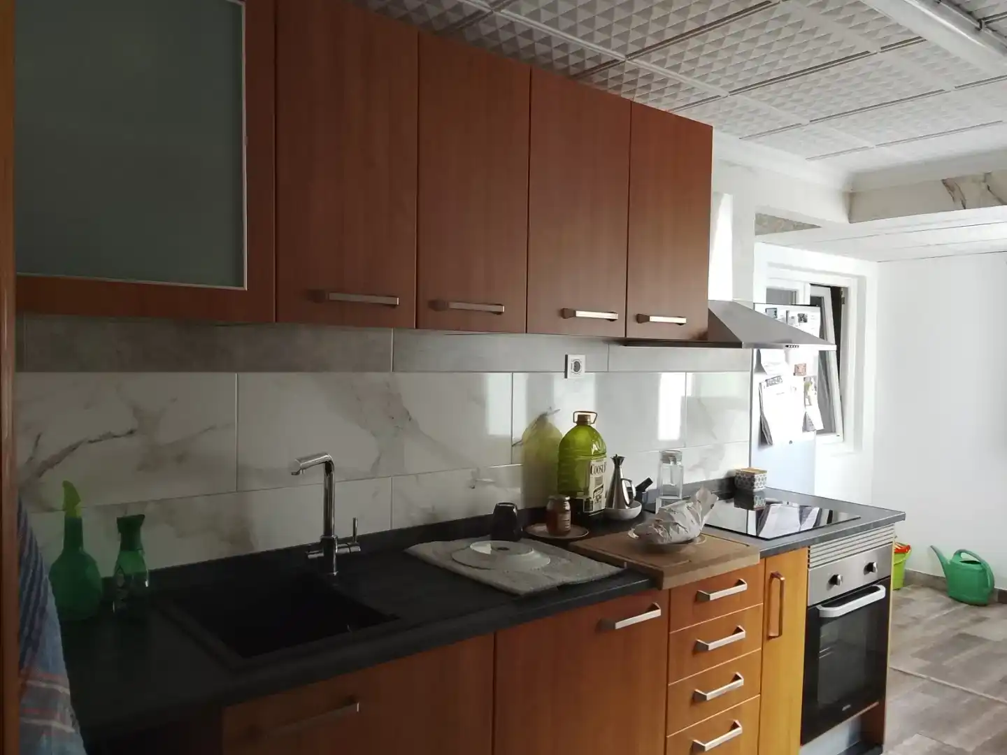 Kitchen of Flat for share in Onil  with Air Conditioner, Private garden and Storage room
