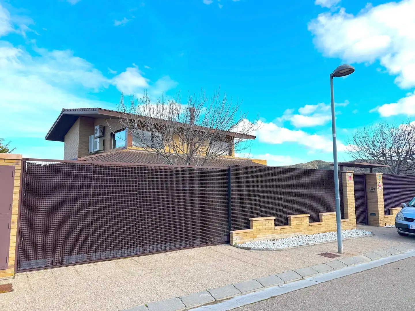 Vista exterior de Casa o chalet en venta en Cadrete con Aire acondicionado, Calefacción y Jardín privado