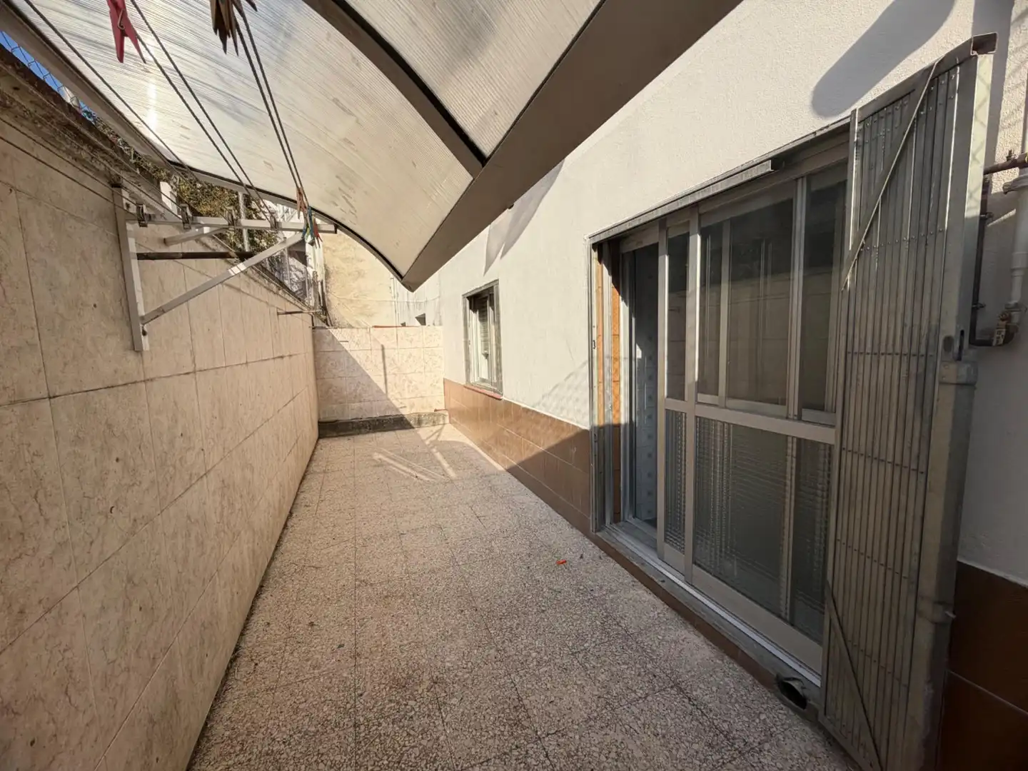 Vista exterior de Piso de alquiler en Ourense Capital  con Calefacción, Terraza y Amueblado