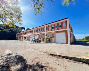 Vista exterior de Nau industrial de lloguer en Alzira