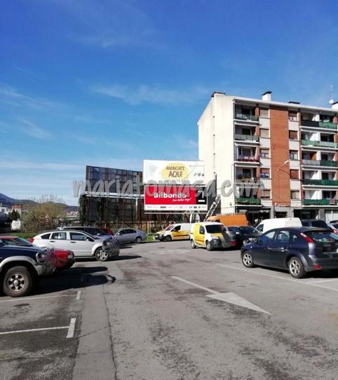 Foto 2 de Residencial en venta en Sixta Barrenetxea Kalea, Galdakao, Bizkaia