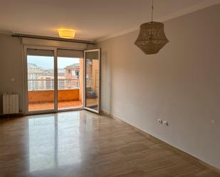 Attic to rent in  Granada Capital