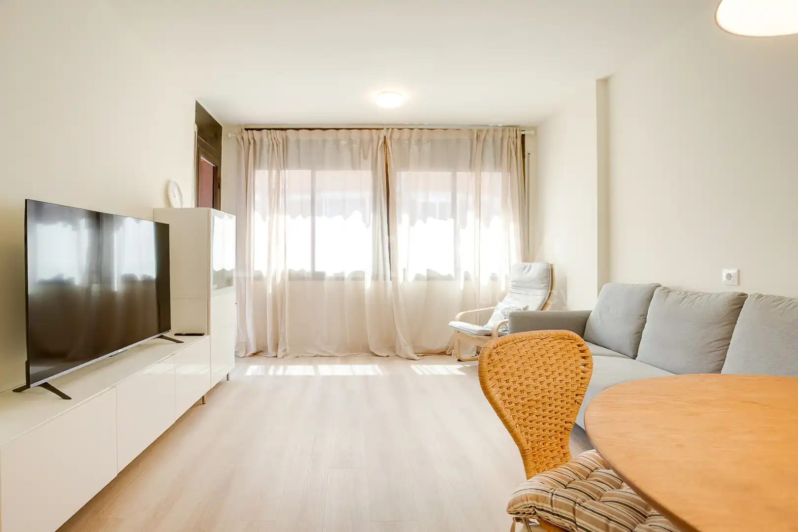 Sala de estar de Piso en venta en Barcelona con Calefacción y Balcón