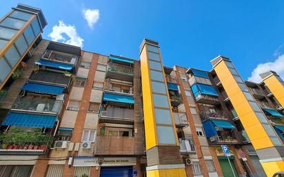 Exterior view of Flat for sale in Sabadell