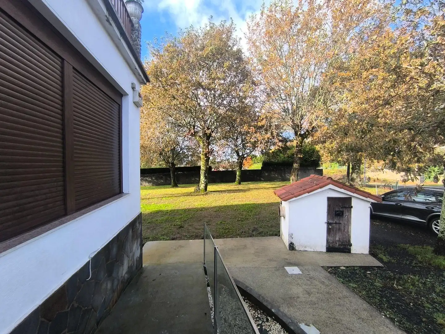 Jardí de Local de lloguer en Santiago de Compostela 