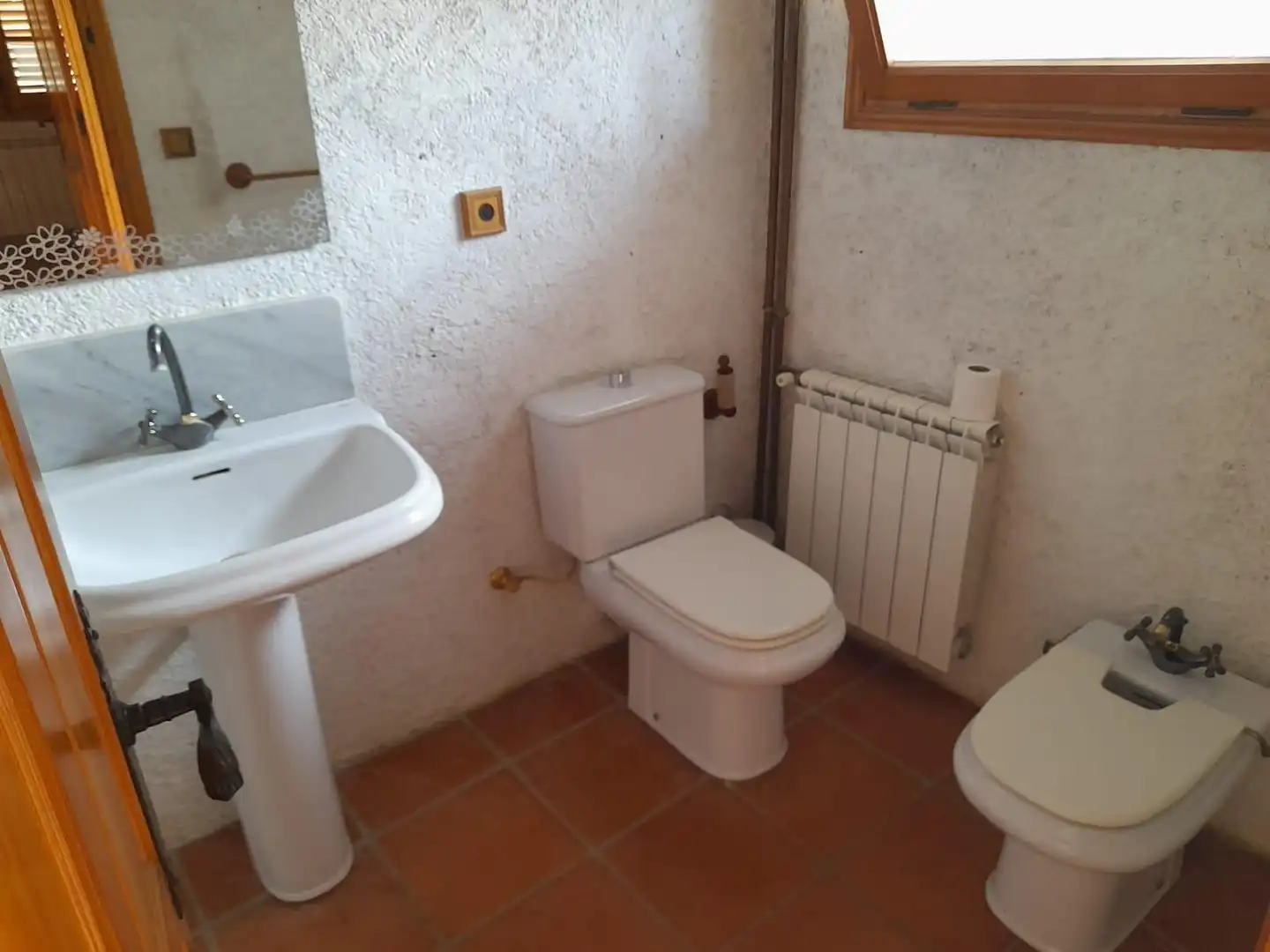 Baño de Casa o chalet de alquiler en Gratallops con Terraza y Balcón