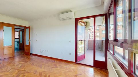 Photo 5 of Flat for rent in Calle de José Bergamín, Marroquina, Madrid Capital