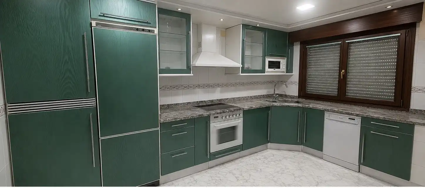 Kitchen of Houses for sale in Lardero  with Air Conditioner, Swimming Pool and Balcony