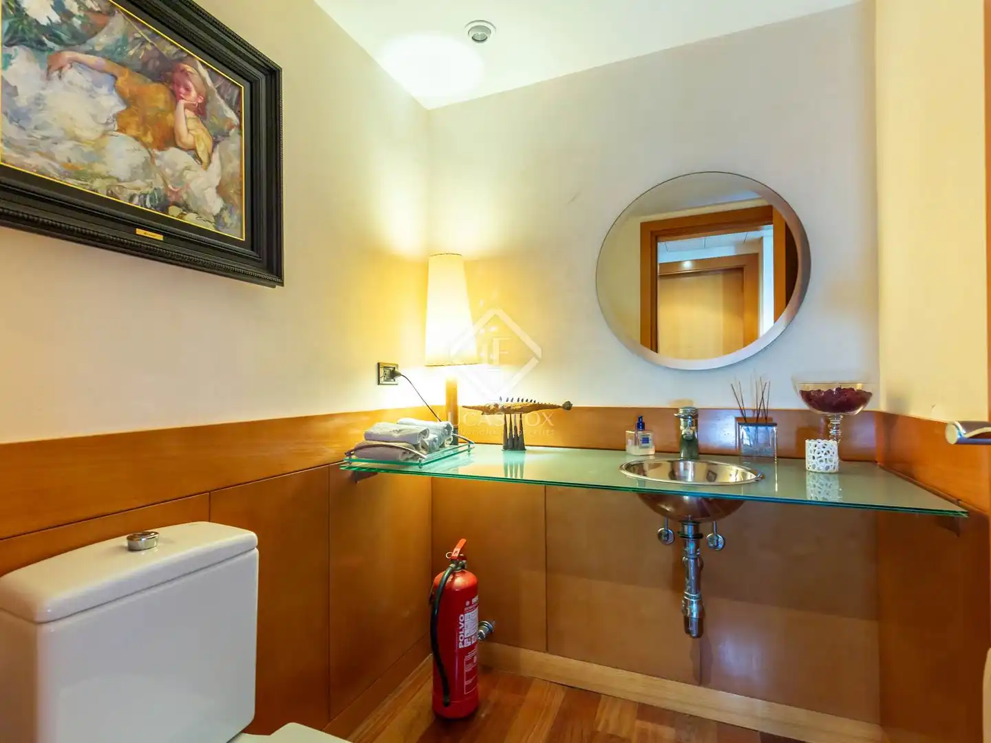 Badezimmer von Haus oder Chalet zum Verkauf in Esplugues de Llobregat mit Klimaanlage, Heizung und Privatgarten