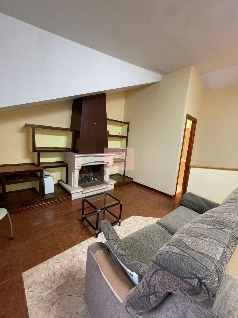Sala de estar de Ático de alquiler en Redondela con Parquet, Amueblado y Horno
