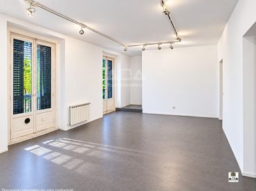 Piso con balcón en venta en Calle Calle Orellana