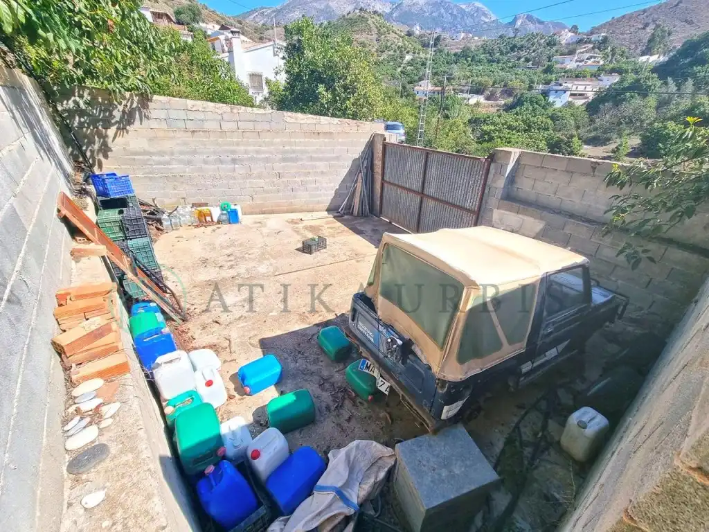 Parking de Casa o chalet en venta en Canillas de Aceituno con Aire acondicionado, Jardín privado y Terraza