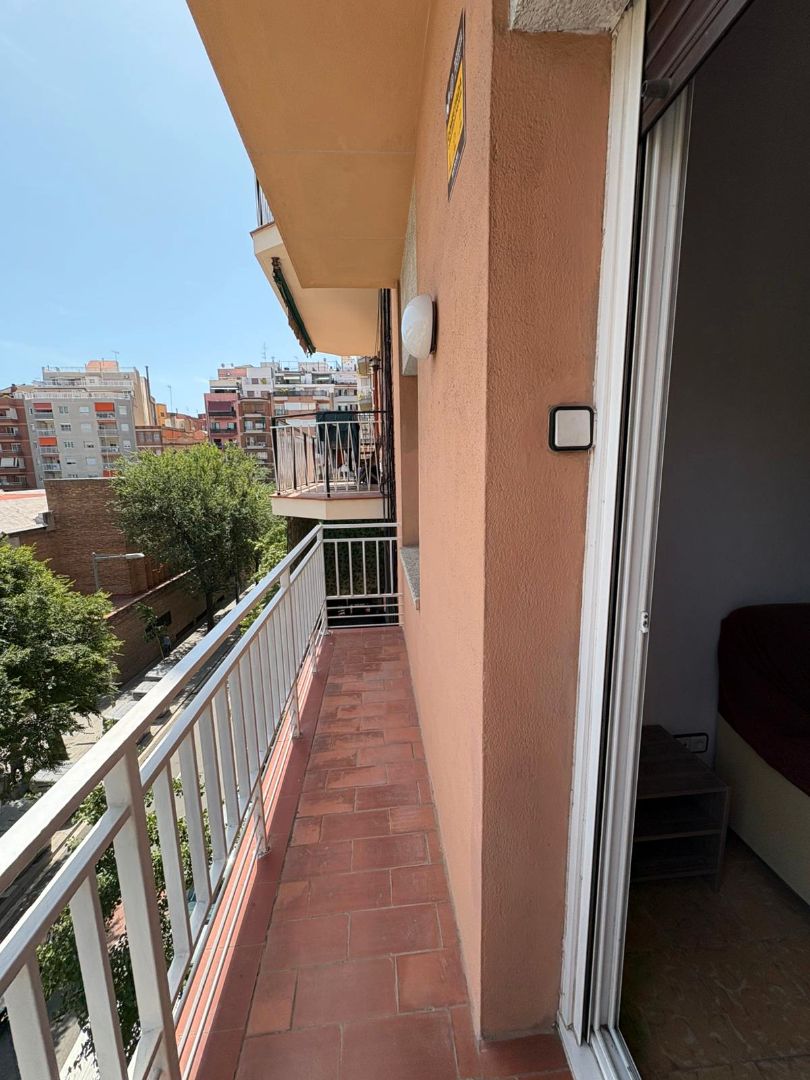 Balcony of Flat for sale in  Barcelona Capital  with Air Conditioner, Heating and Oven