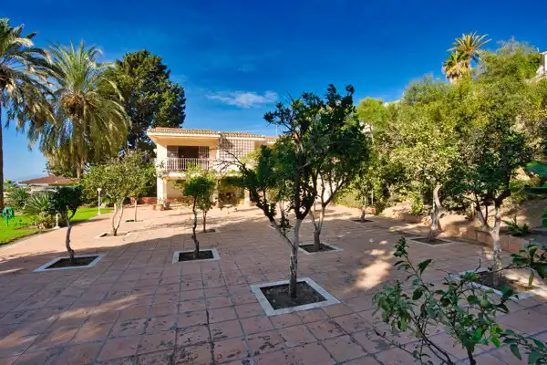 Jardín de Casa o chalet en venta en Rincón de la Victoria con Aire acondicionado, Calefacción y Jardín privado