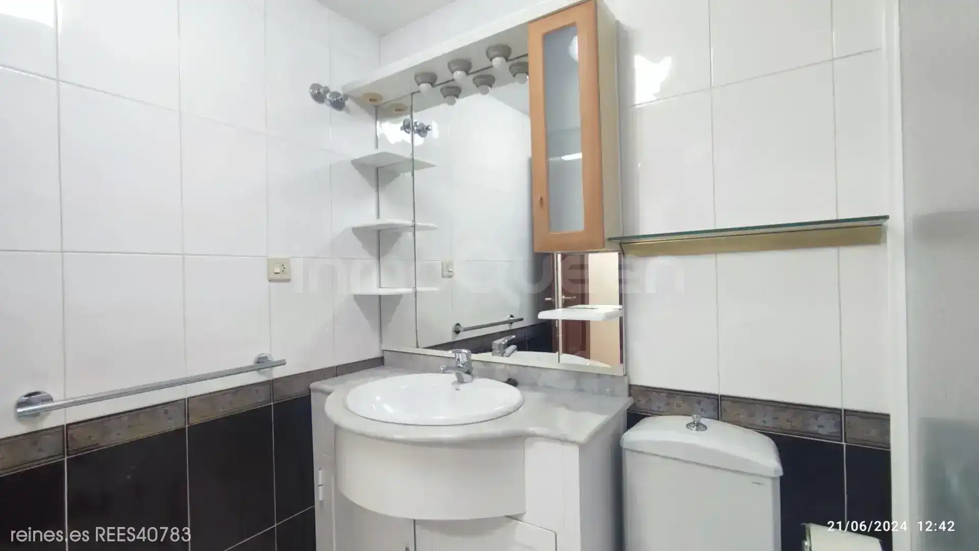 Baño de Piso de alquiler en Grado con Calefacción