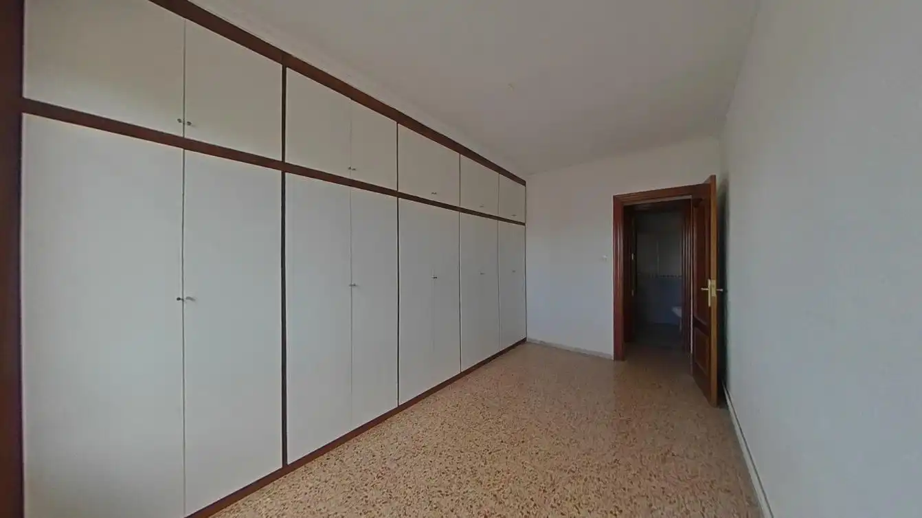 Habitación de Piso en venta en Villena
