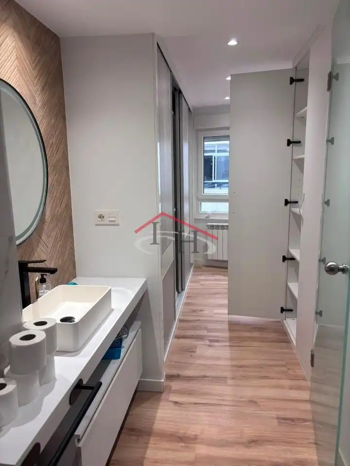 Bathroom of Flat for sale in León Capital   with Heating, Parquet flooring and Terrace