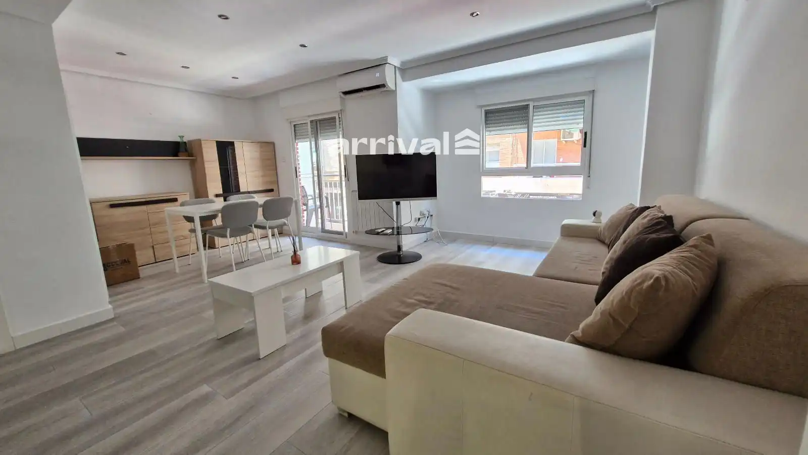 Vista exterior de Piso de alquiler en Valencia con Aire acondicionado, Calefacción y Terraza