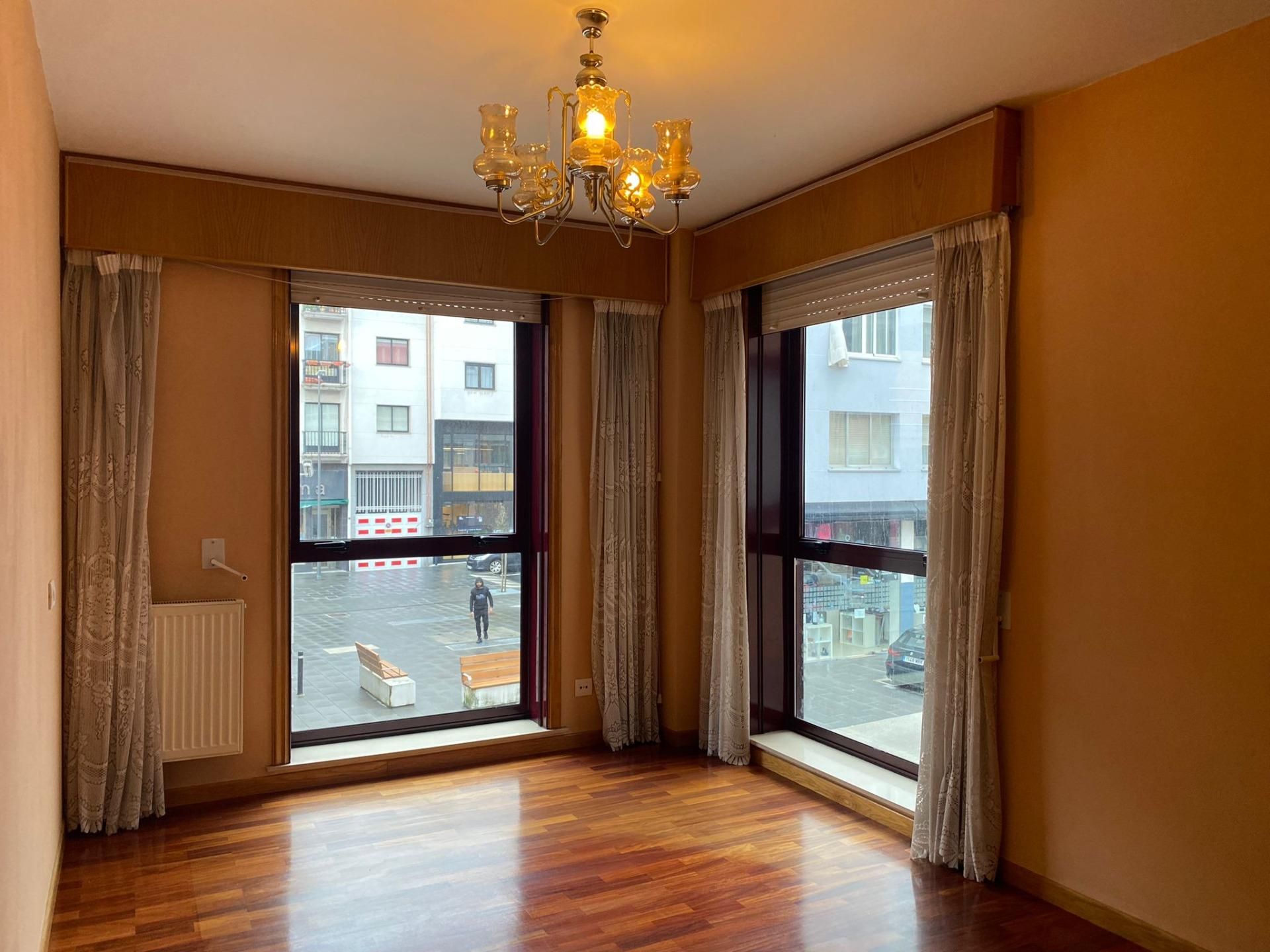 Vista exterior de Piso de alquiler en Cambre  con Trastero