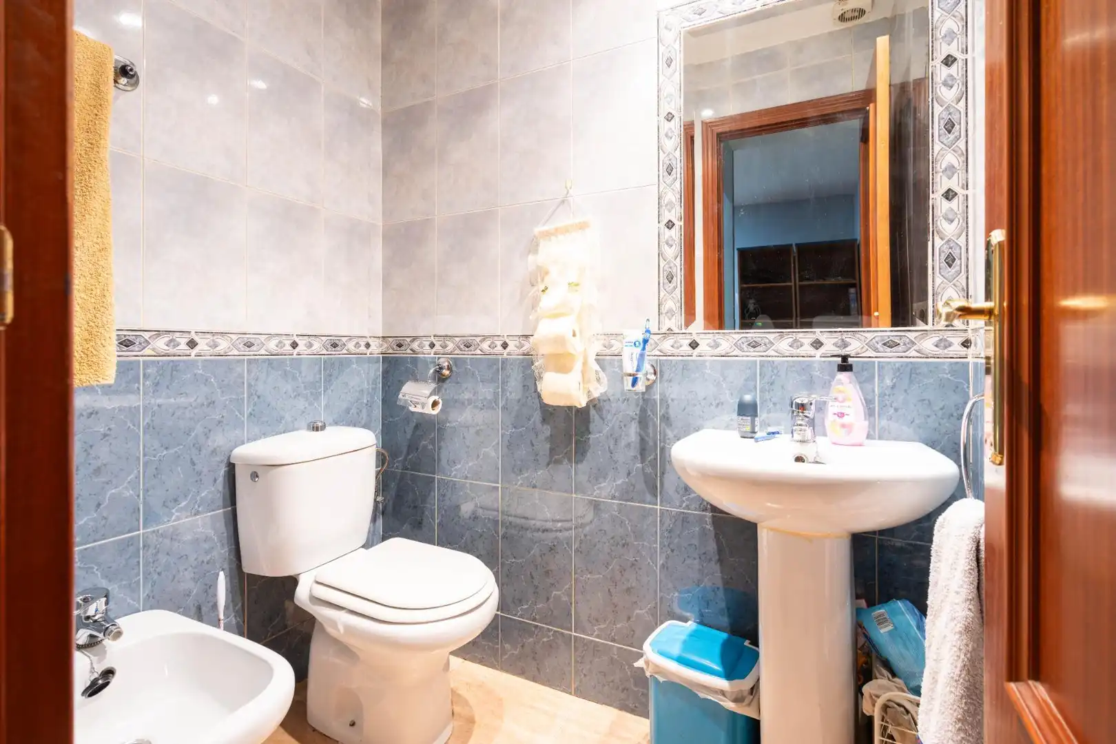 Bany de Casa o xalet en venda en Sevilla