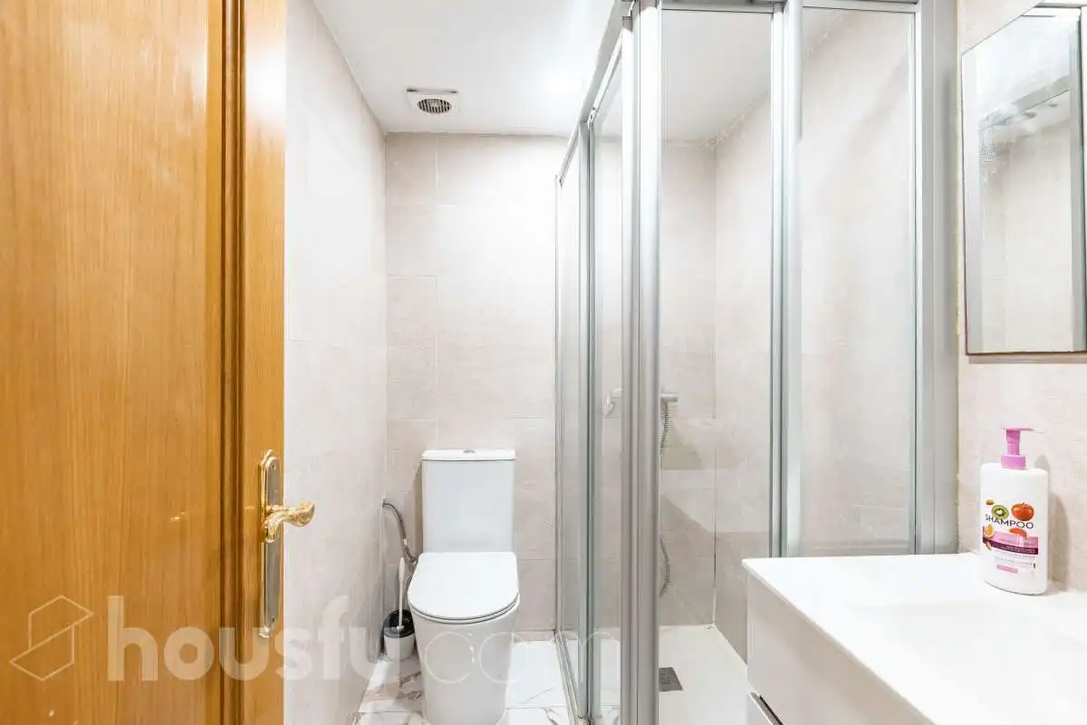 Baño de Planta baja en venta en Badia del Vallès, Barcelona